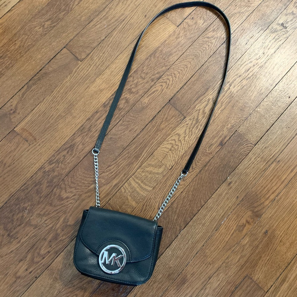Michael Kors leather shoulder bag - Picture 1 of 5